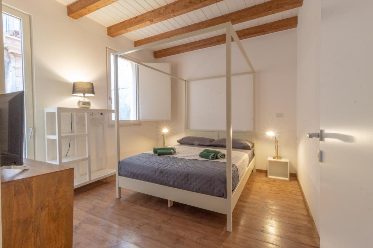 Maison Rouge Ortigia Syracuse Eksteriør billede